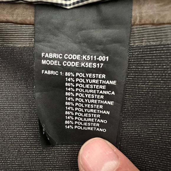 Armani collezioni waterproof over coat - Picture 11 of 11